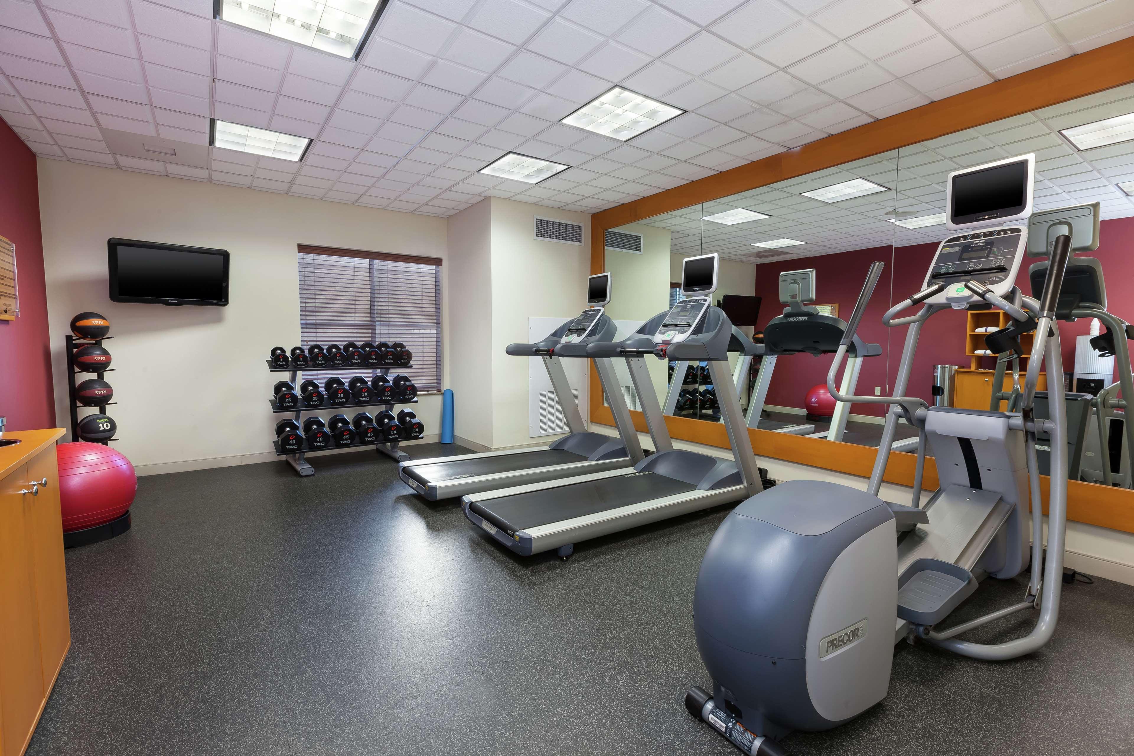 Homewood Suites By Hilton Chesapeake - Greenbrier Экстерьер фото