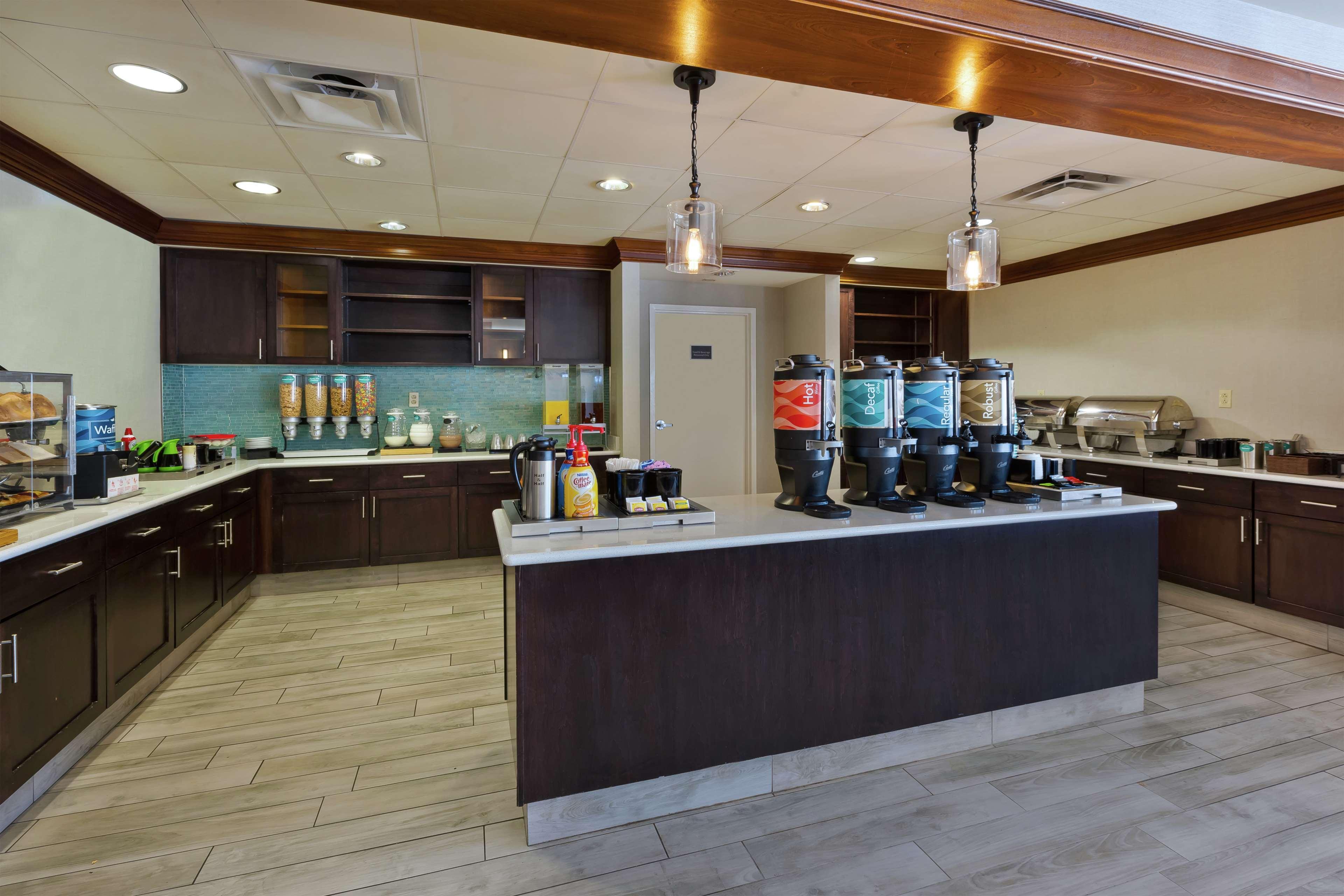 Homewood Suites By Hilton Chesapeake - Greenbrier Экстерьер фото