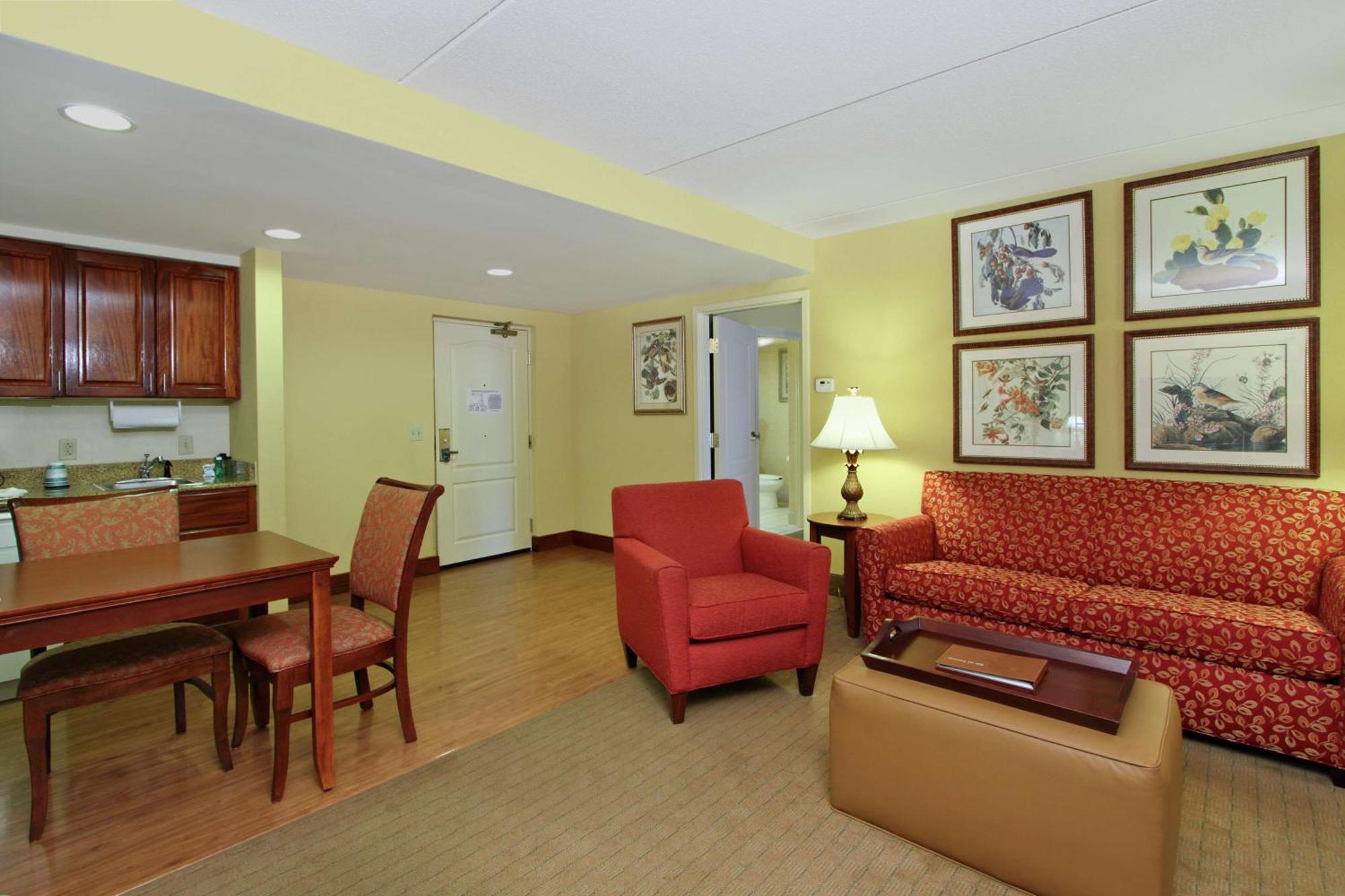Homewood Suites By Hilton Chesapeake - Greenbrier Экстерьер фото